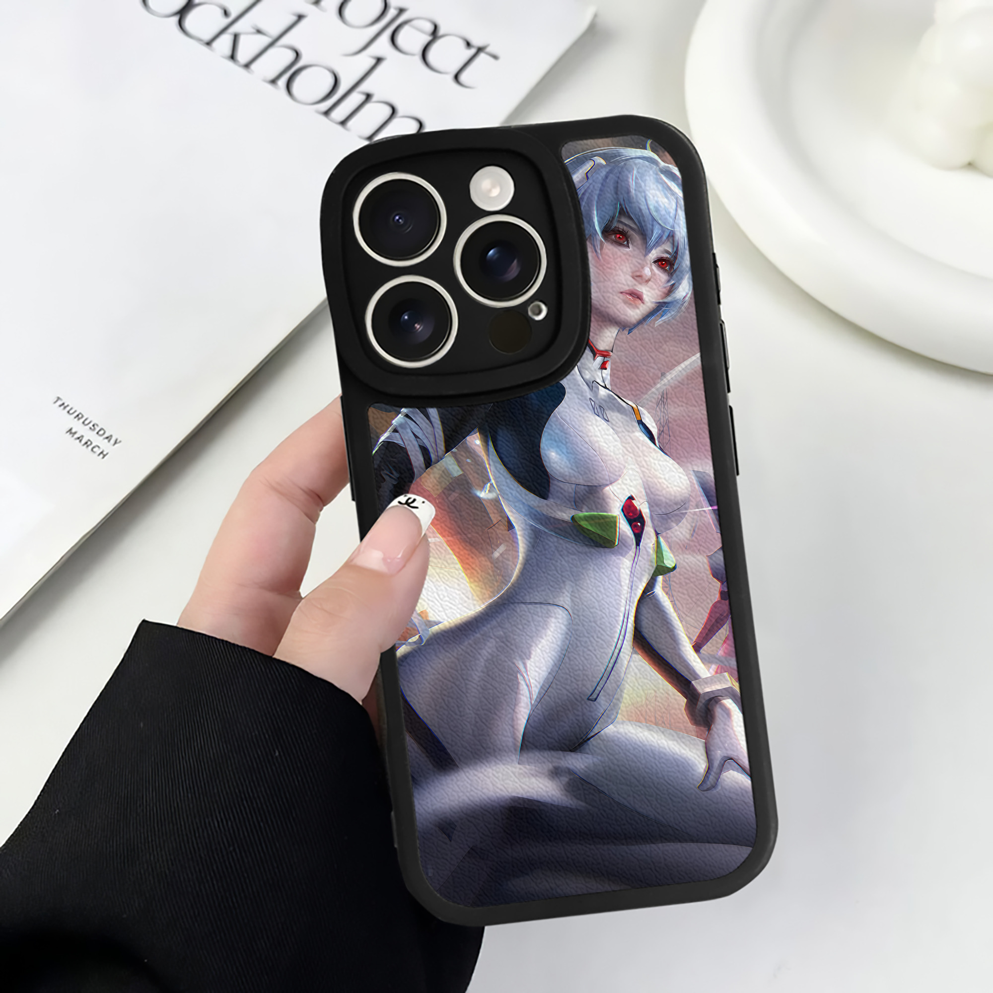 （画像用） EVA 新世紀エヴァンゲリオン 【iPhone 16シリーズ対応】シリコンスマホケース（レザー調） 材質：シリコン